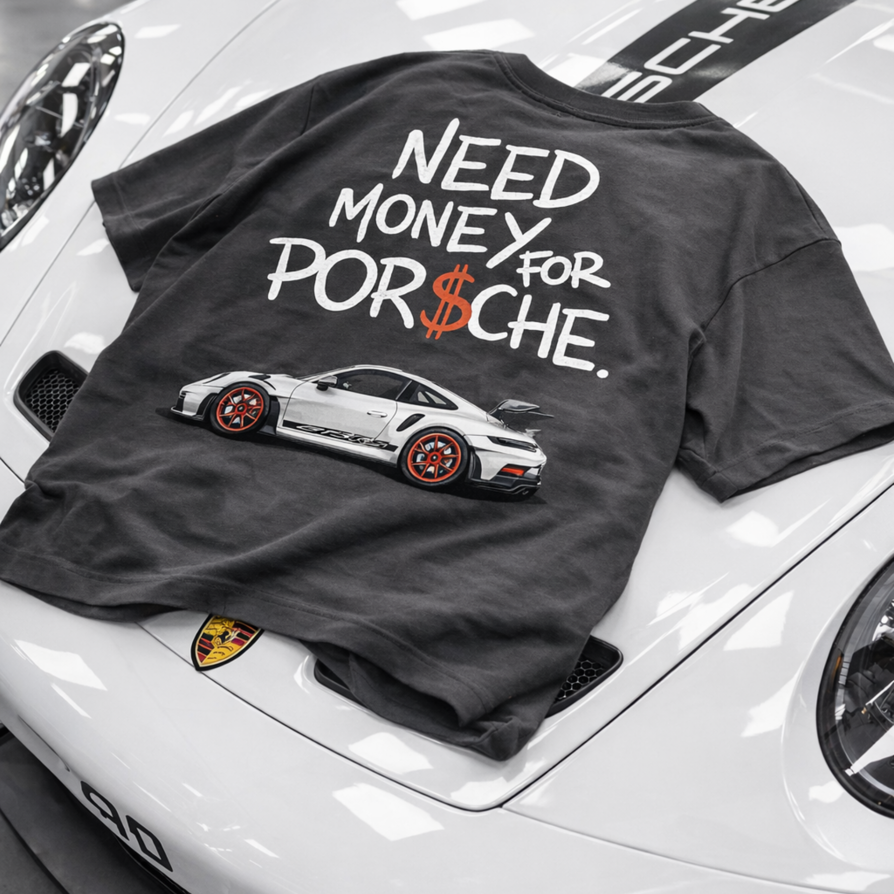 Camiseta Oversized Need Money for Porsche